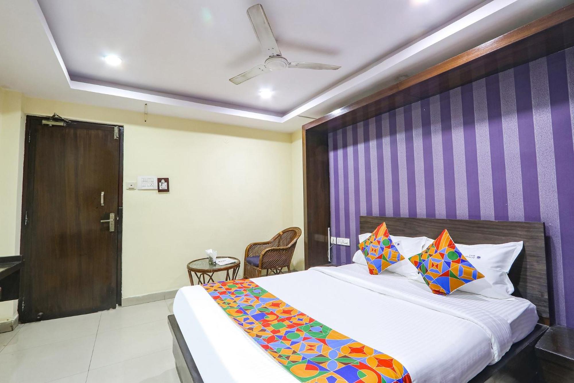Fabhotel Royal Residency II - Nr Lakdikapul Metro Station Хайдарабад Экстерьер фото