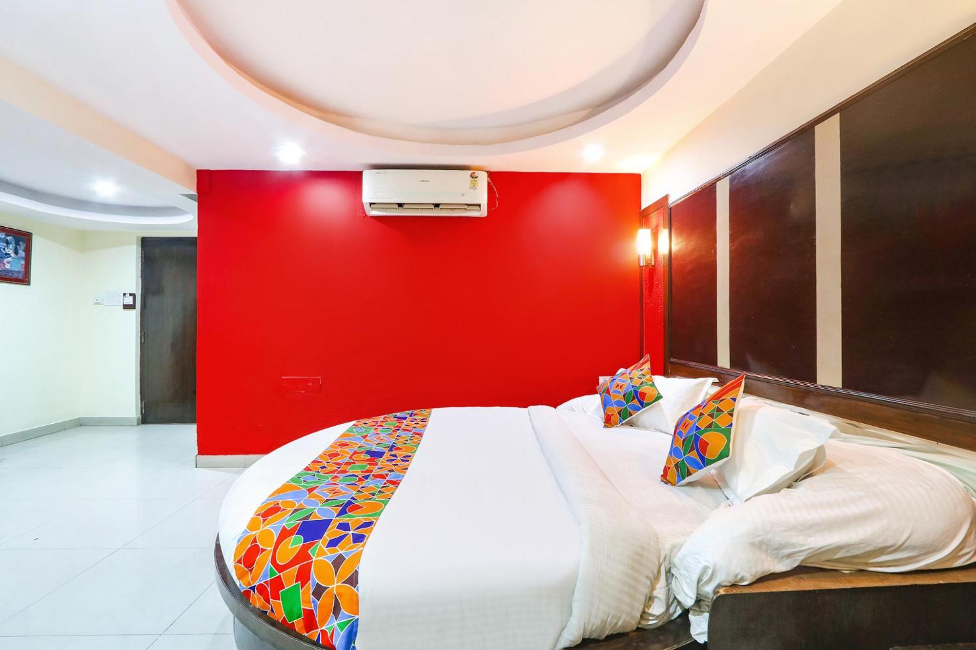 Fabhotel Royal Residency II - Nr Lakdikapul Metro Station Хайдарабад Экстерьер фото